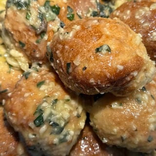 Garlic Knots